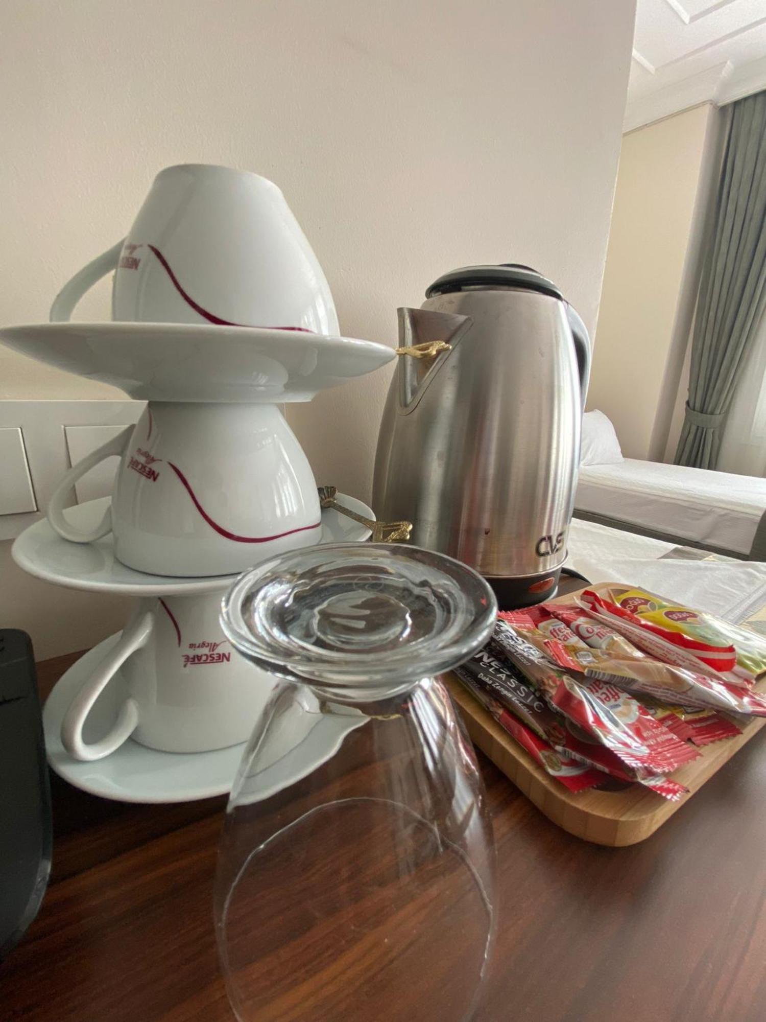 อลาตูก้า อิลิแกนซ์ Hotel อิสตันบูล ห้อง รูปภาพ